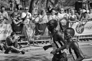 开云官方下载-欧洲冠军联赛：小组赛最惊喜的逆袭瞬间，欧洲冠军联赛介绍